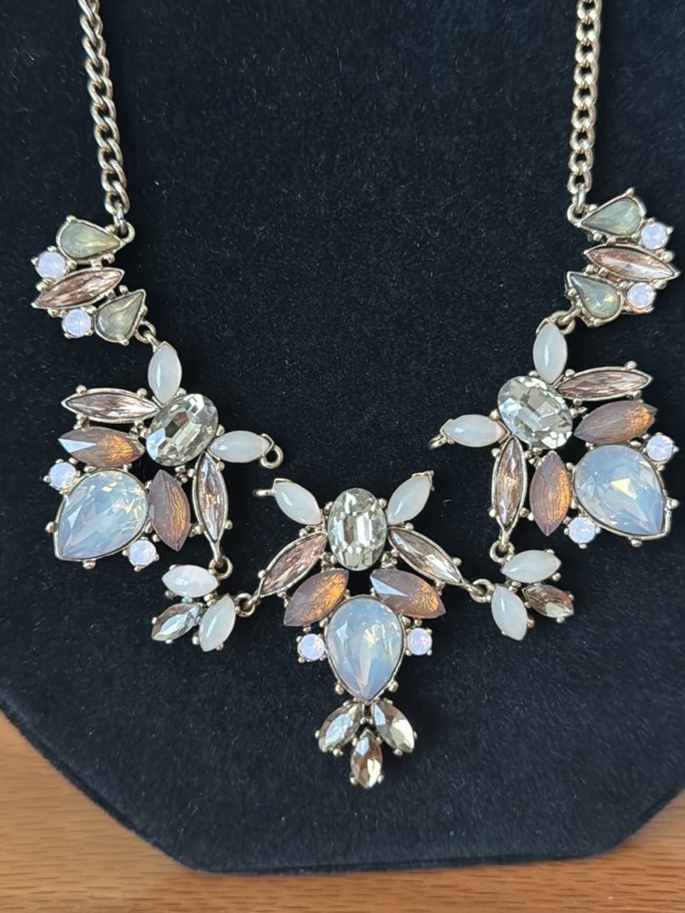 Women’s Statement Necklace
